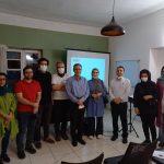 عکسی به یادگار در پایان کارگاه نقد فرویدی ــ لاکانی فیلم «سرخ‌پوست»